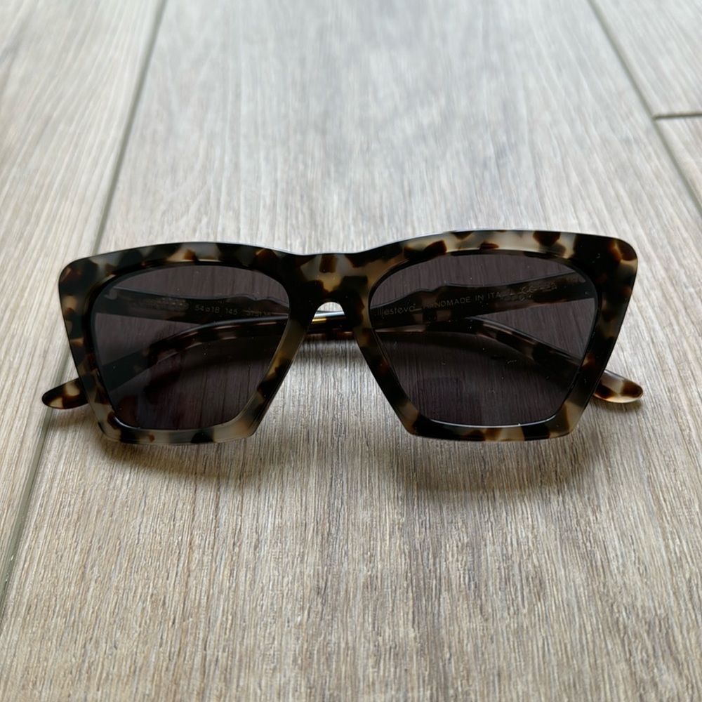 Illesteva Lisbon tortoise sunglasses